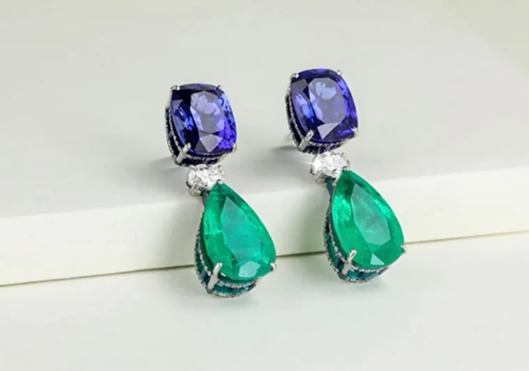 Fine Earrings 08
