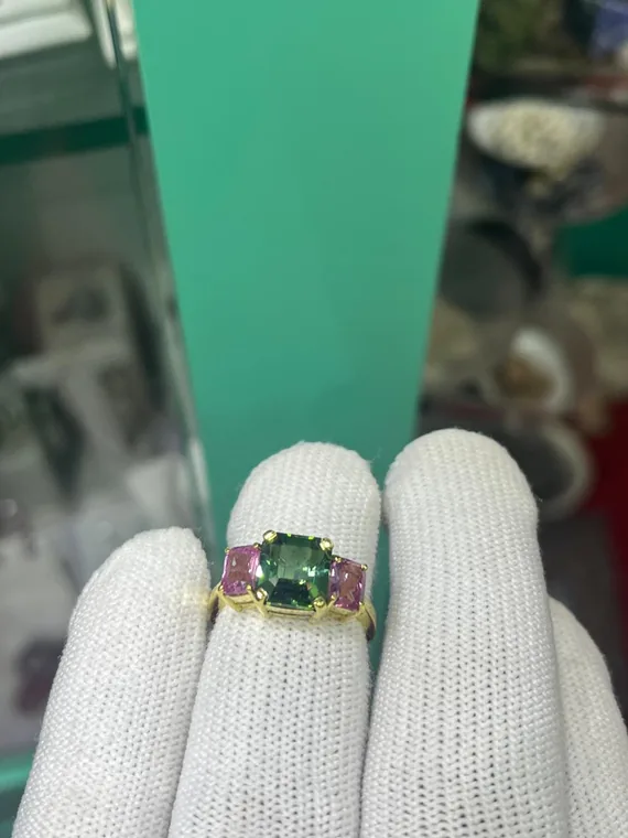 Gemstone Ring 32