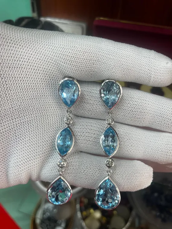 Fine Earrings 18